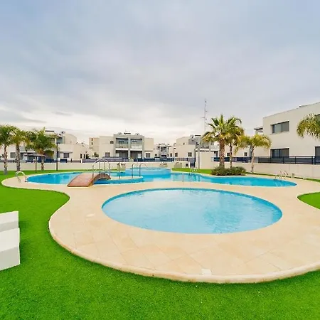 Holiday Home In Residence Koma Torrevieja Buitenkant foto
